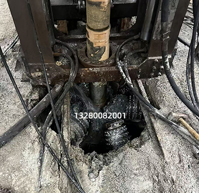 1.5米地面通風(fēng)孔天井鉆機施工完成